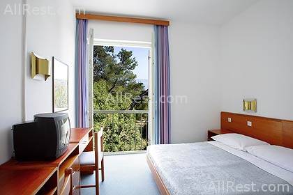 Marina Hotel 4